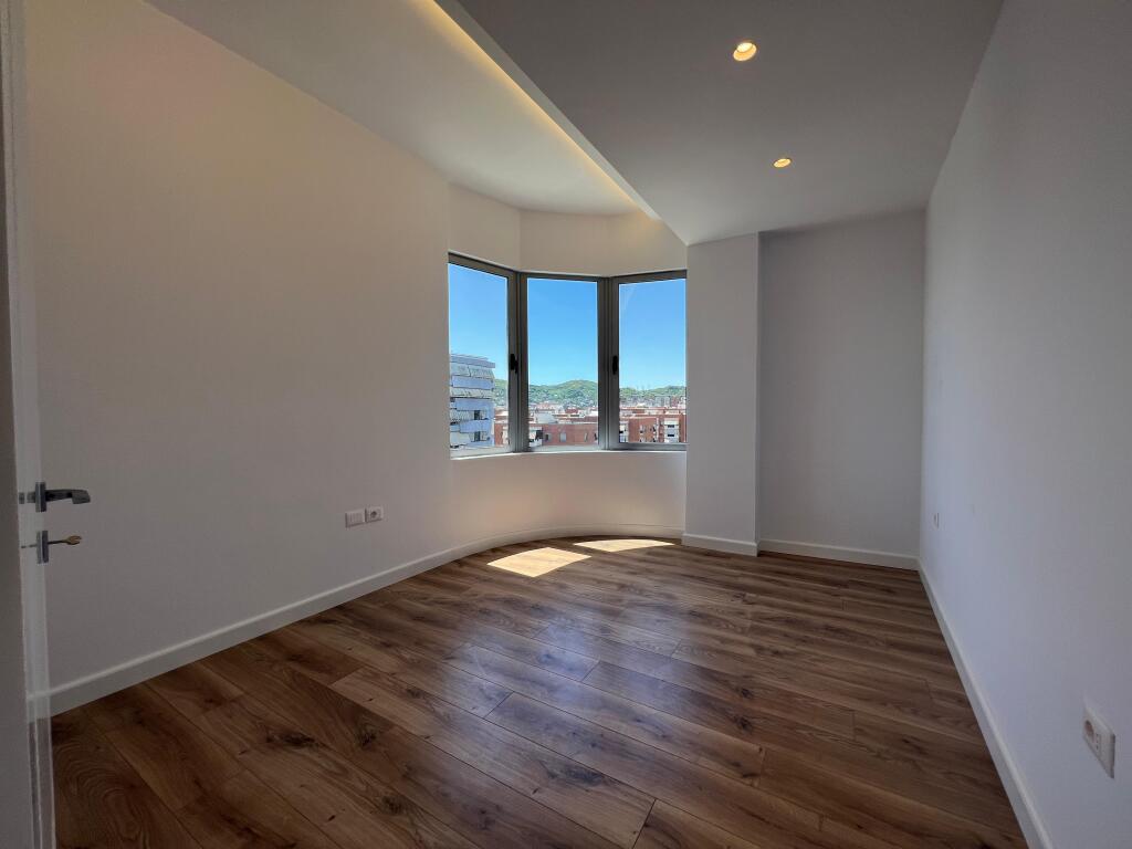 📣 FOR SALE Apartment 2+1 With 2 Bathrooms 📍 Near Delijorgji Complex 🛣️ "Kavajës" Street ✨