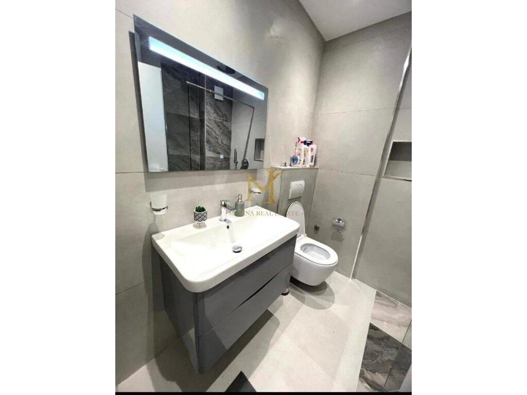 SHITET APARTAMENT 1+1 PRANE KAZAZIT NE DURRES !!
