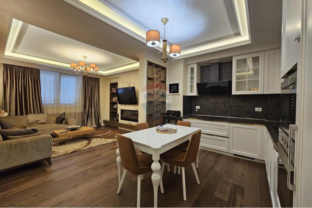 Apartament 2+1 me post parkimi tek Air Albania!

