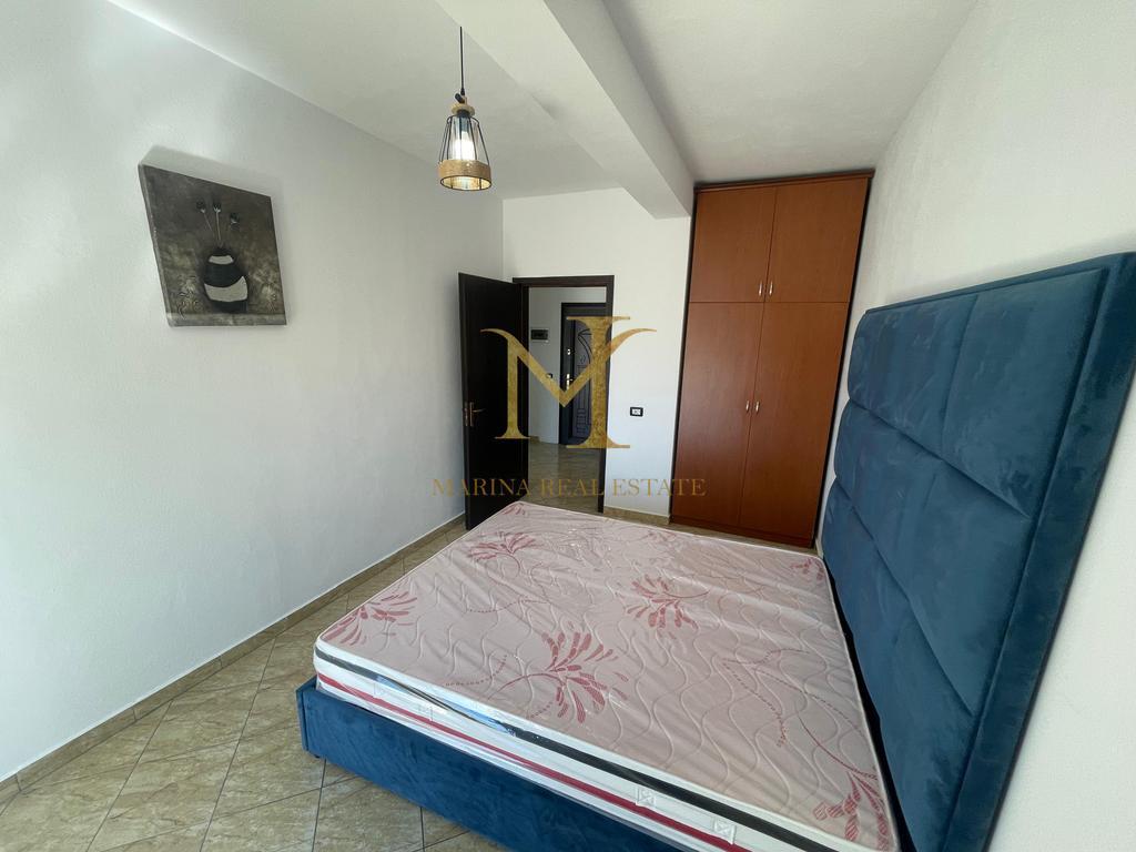 SHITET APARTAMENT 1+1 PRANE KAZAZIT NE DURRES !!