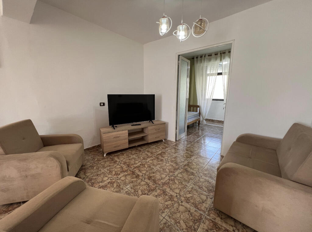 📣 RENT Apartment 2+1 📍 Opposite the "Harry Fultz" School ✨