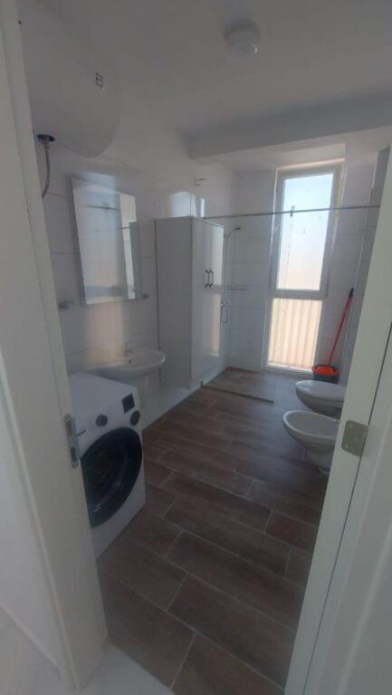 APARTAMENT ME QERA 1+1 YZBERISHT 500 EURO