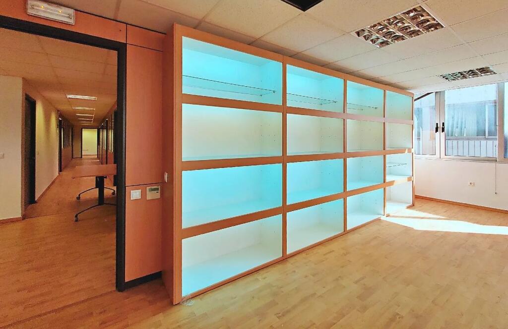 Office for Rent near the Delijorgji Complex (ID BZ2657) Tirana.