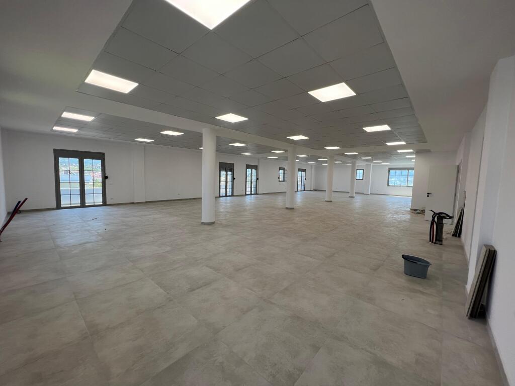 📣 FOR RENT Business Space For Office 📍 Sauk 🛣️ "Elbasanit" Street ✨