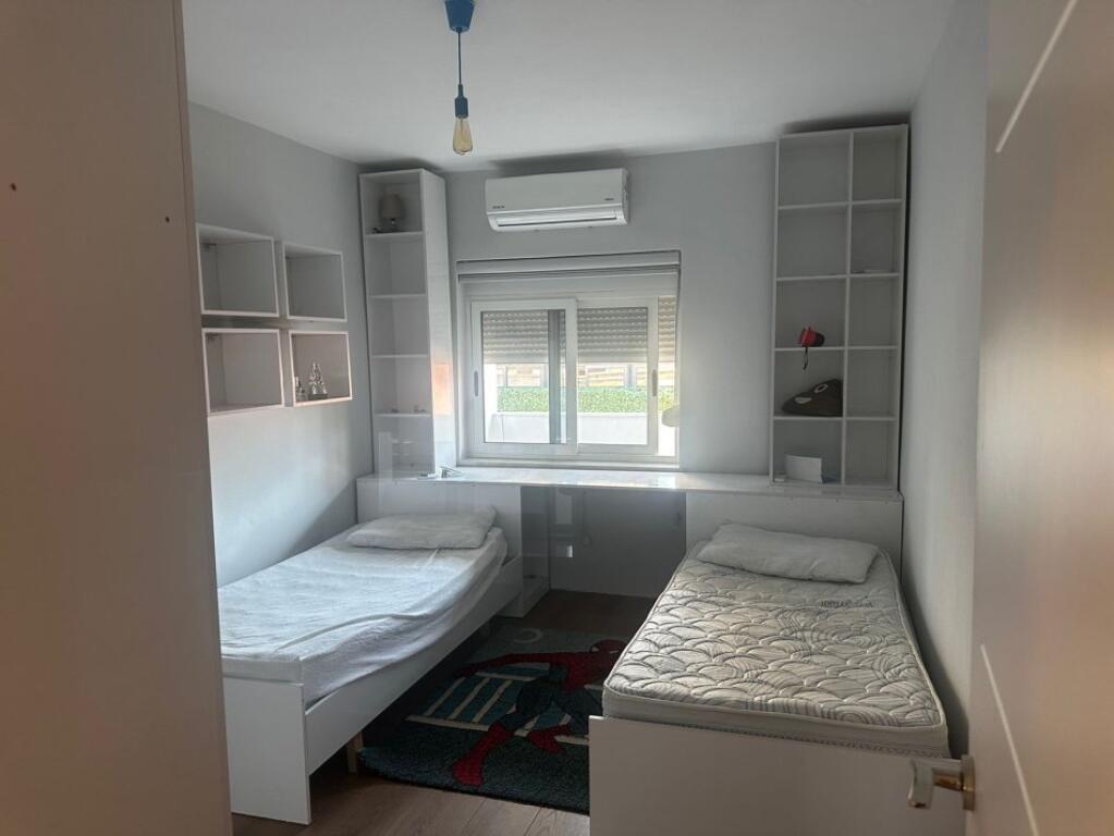 APPARTAMENTO IN AFFITTO 3+1 VIA DI DURAZZO 800 EURO