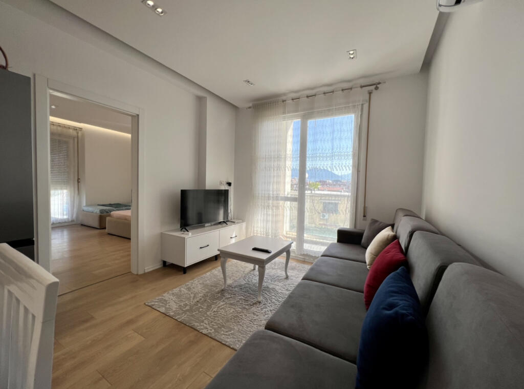 📣 SUPER RENT Apartment 2+1 With Parking 📍 Selite Food Market 🛣️ "Hamdi Pepo" Street ✨