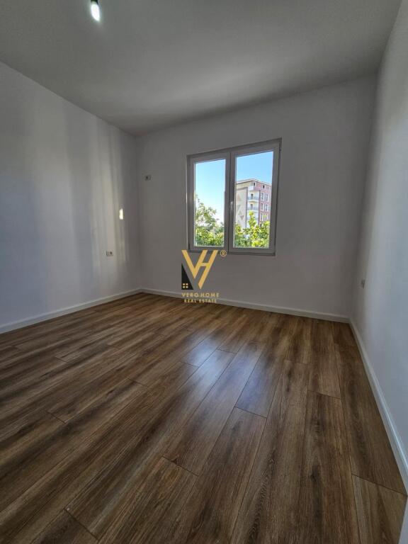 VENDESI APPARTAMENTO 1+1 IN VIA KAVAJES 137.000 EURO