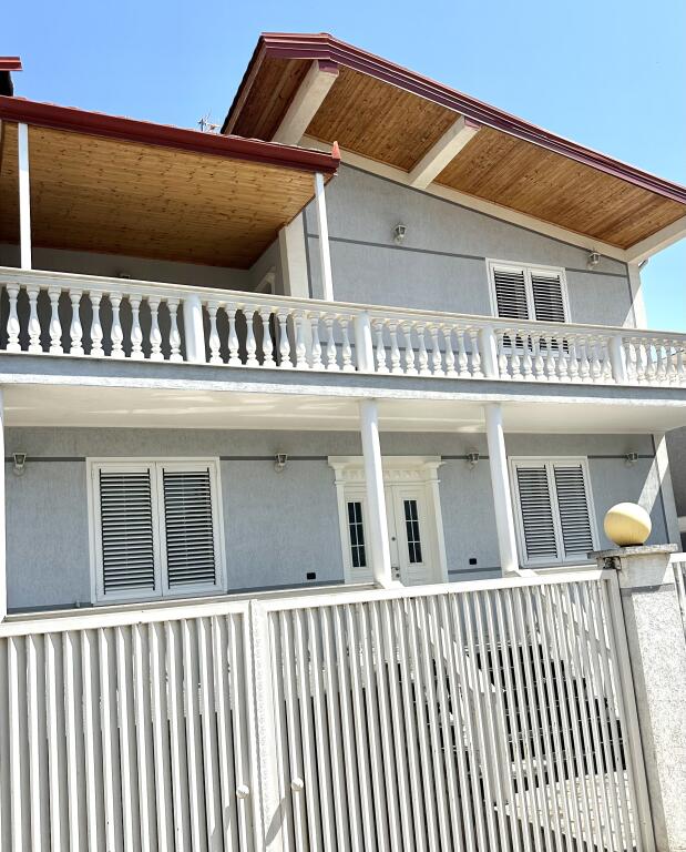 Affittasi super villa a prezzo OCCASIONE