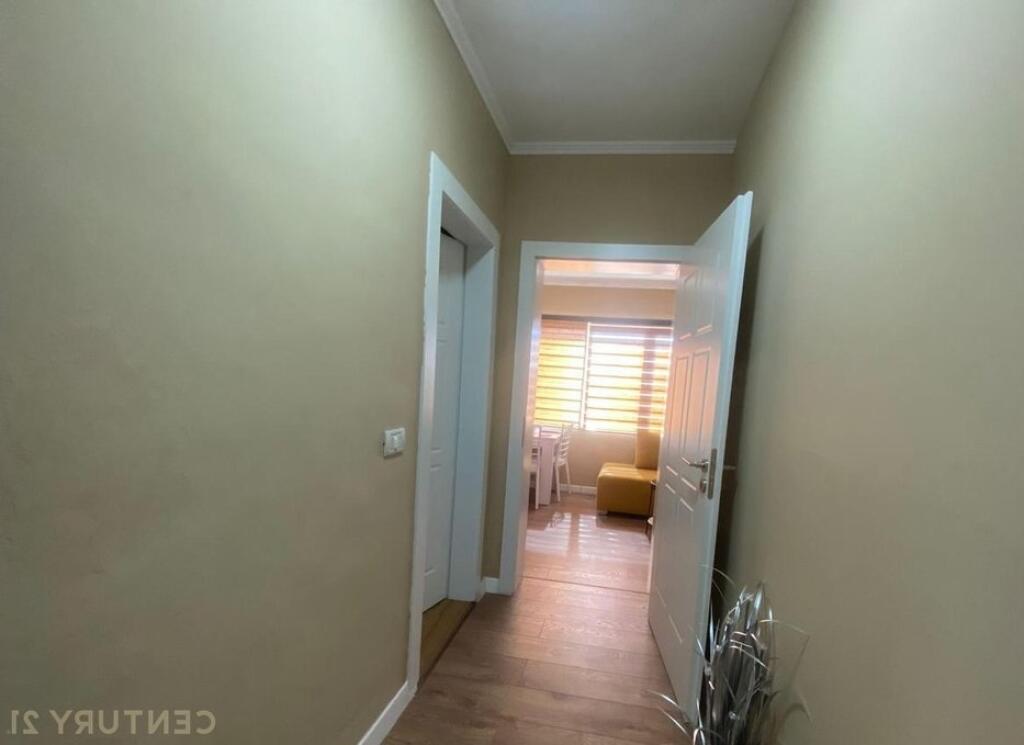 Apartament 2+1 per qera ,Rruga Dritan Hoxha, Blloku Gintash