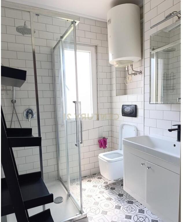 Apartament me qera 1+1, rruga Fortuzi.