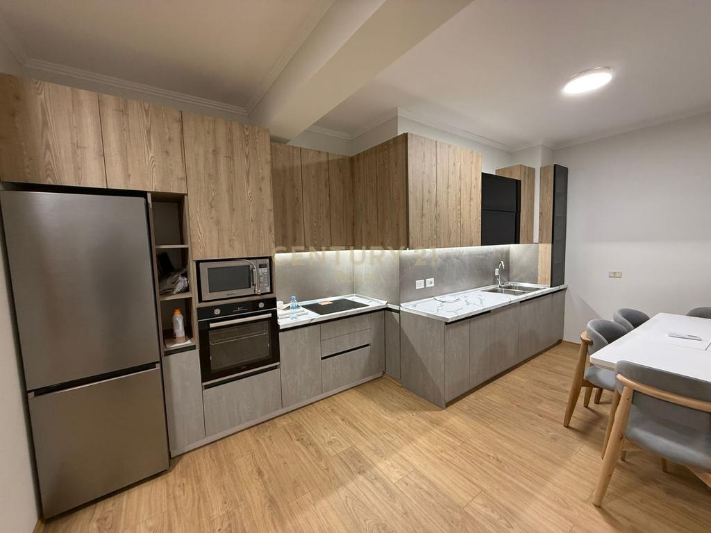 🏡 2-Bedroom, 2-Bathroom Apartment for Rent – Near Zogu i Zi, Tirana
