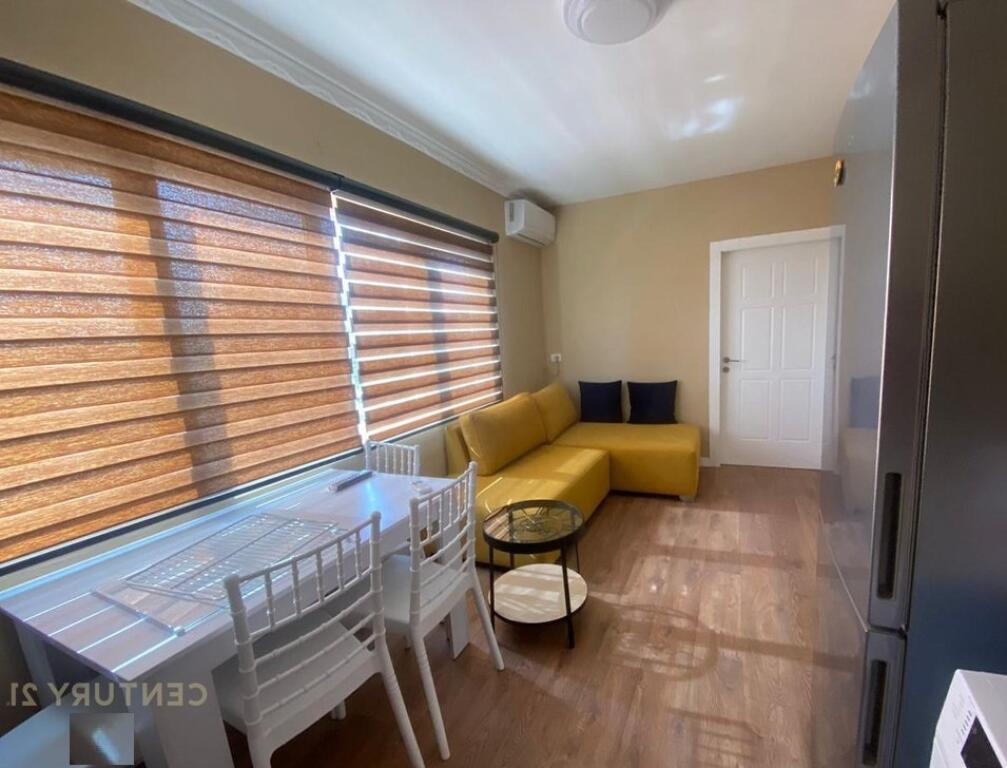 Apartament 2+1 per qera ,Rruga Dritan Hoxha, Blloku Gintash