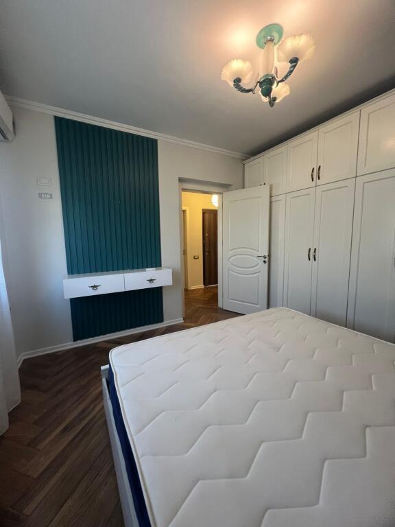 🏠 Shitet Apartament 1+1 – 58.5 m²  📍 Oxhaku, Rr. Kongresi i Manastirit 💶 Çmimi: 107,000 €  