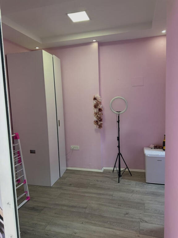 Vendita Attività Estetica in Piazza Willson (ID BSHB158) Tirana