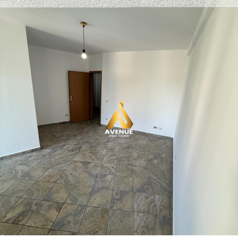 STUDIO APARTMENT FOR SALE NEAR PAZARIT TE RI, TIRANA