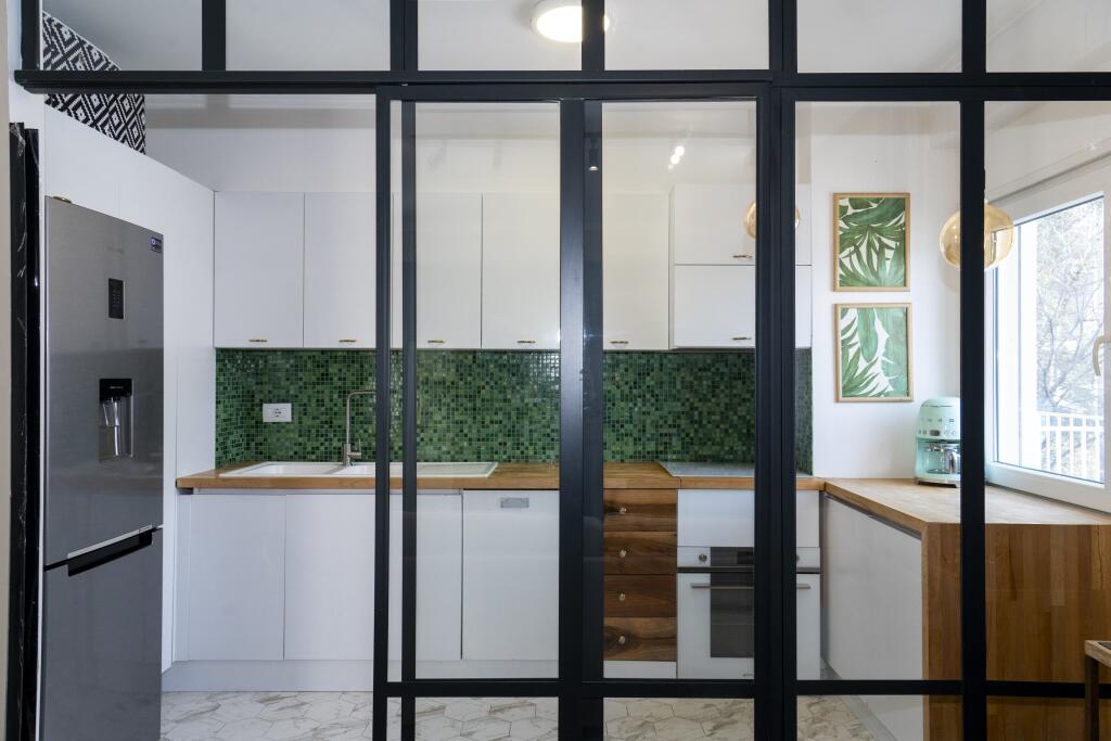 🏡 Modern Apartment for Sale – Near the Botanical Garden &amp; Artificial Lake, Tirana