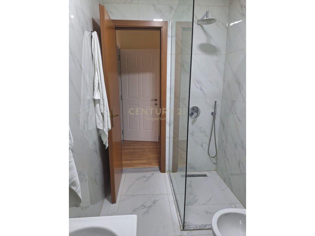 🏙️ Studio Apartment for Rent – Bogdanëve Street (Opposite the “Avni Rustemi” school)