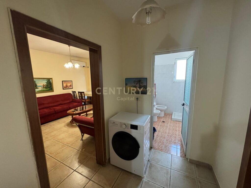 Apartment 1+1 For Rent in Komuna e Parisit