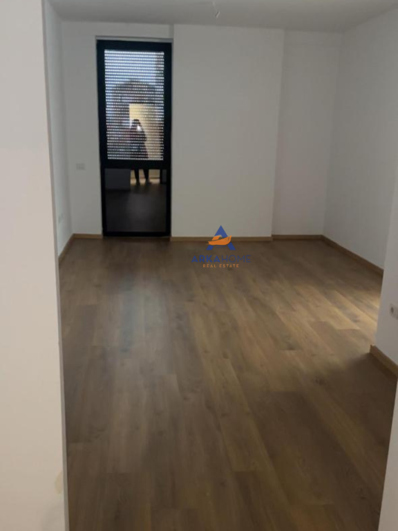 FOR RENT APARTMENT 1+1+BALCONY "AT THE RED SCHOOL" 550 EURO.