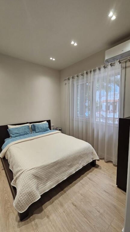 APARTMENT 3+1+2 FOR RENT - DRY LAKE