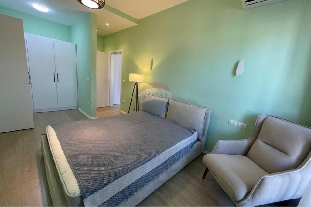 Jepet me qira Apartament 2+1 te Garden Building