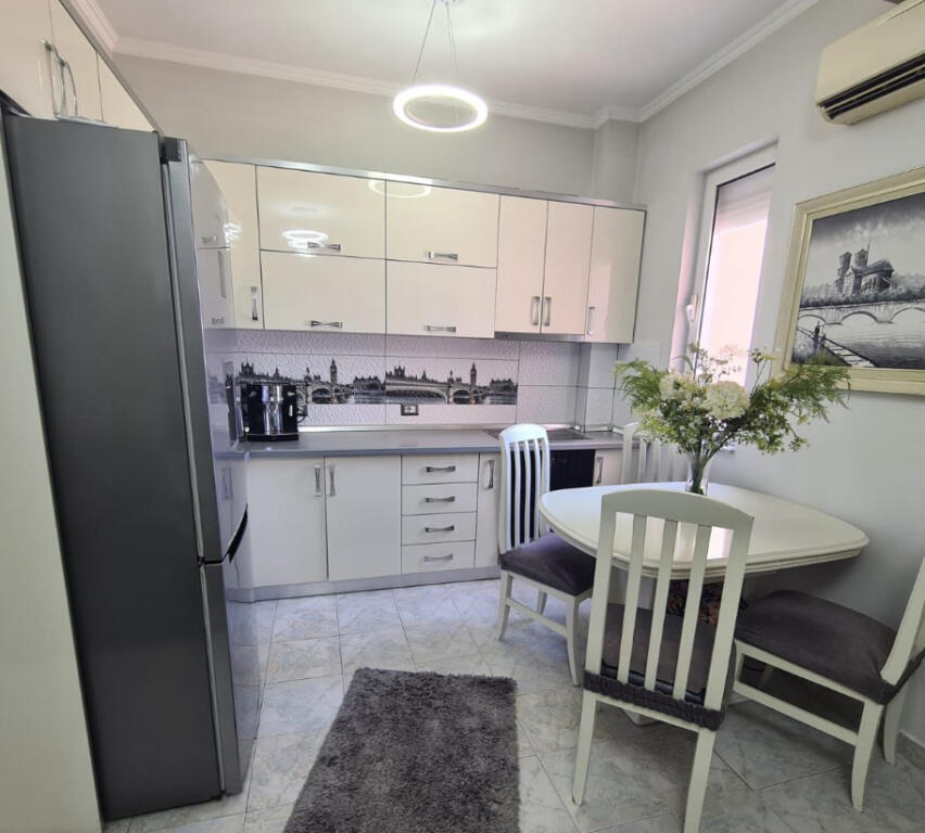 Apartment 1+1 for rent is given at Kongresi Manastirit area, behind Qsut  