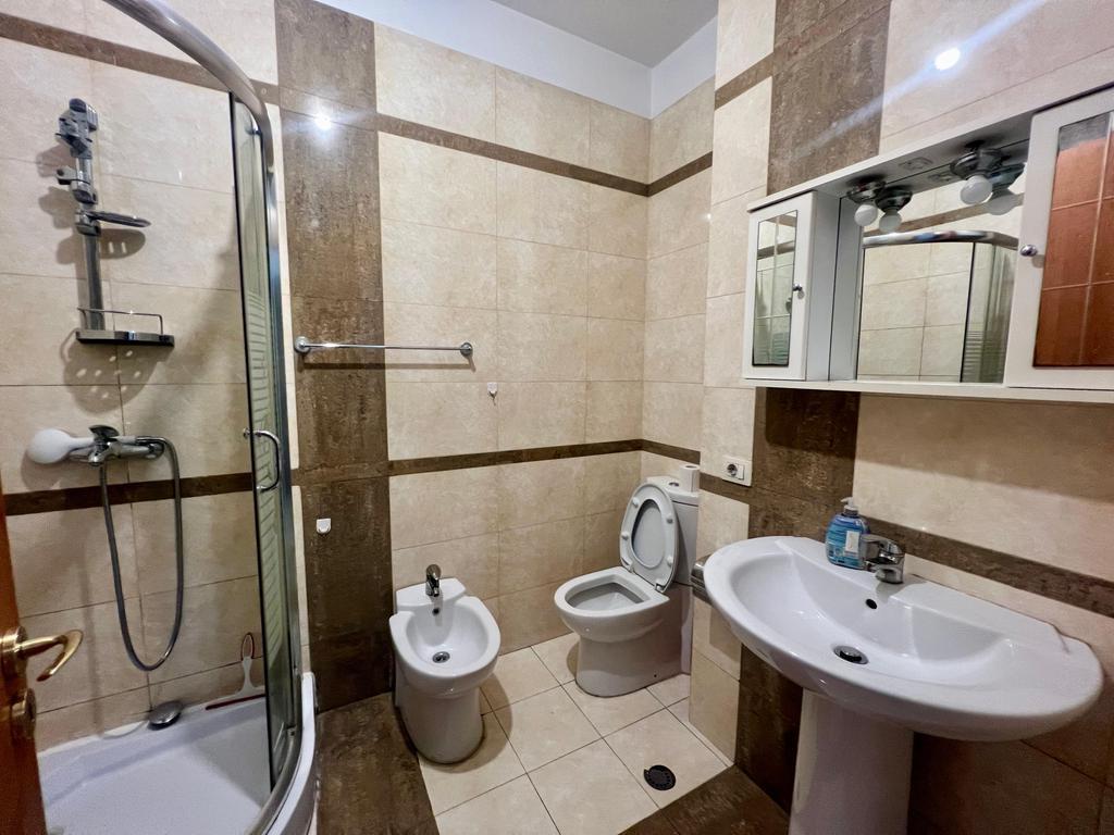 AFFITTIAMO APPARTAMENTO 1+1 IN VIA ELBASAN !! 500 € /Mese
