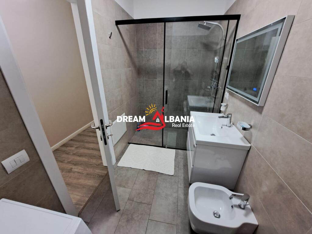 Apartament 2+1 me qera ne rrugen Jordan Misja ne rezidencen Quartrum ne Tirane (ID 42214676)