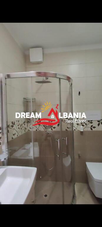Super Apartament 3+1+2 WC+Post Parkimi me Qera Bulevardi Zogu I, prane Stacionit Trenit ne Tirane (ID 4231463)