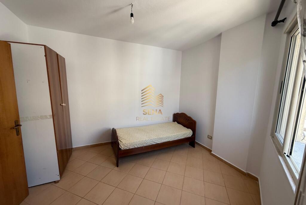 Rent, Apartment, 2+1+balcony, Fresk 400 ALL/Month