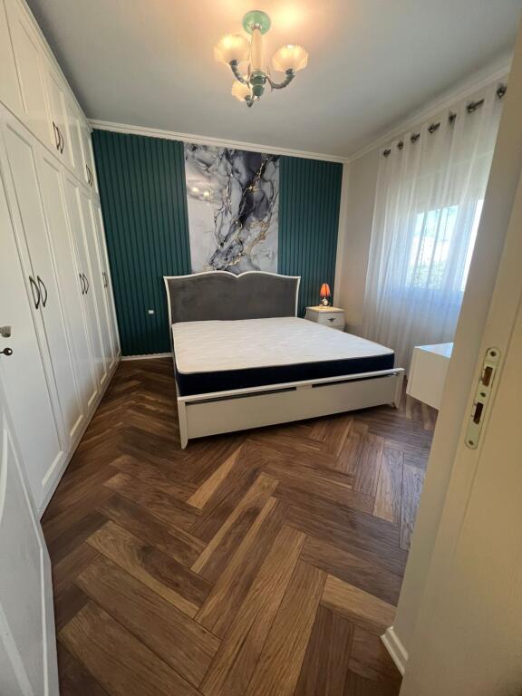 🏠 Shitet Apartament 1+1 – 58.5 m²  📍 Oxhaku, Rr. Kongresi i Manastirit 💶 Çmimi: 107,000 €  
