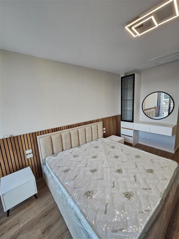 JEPET SUPER APARTAMENT  2+1+2 ME QIRA TE LAKE VIEW REZIDENC , TIRANE