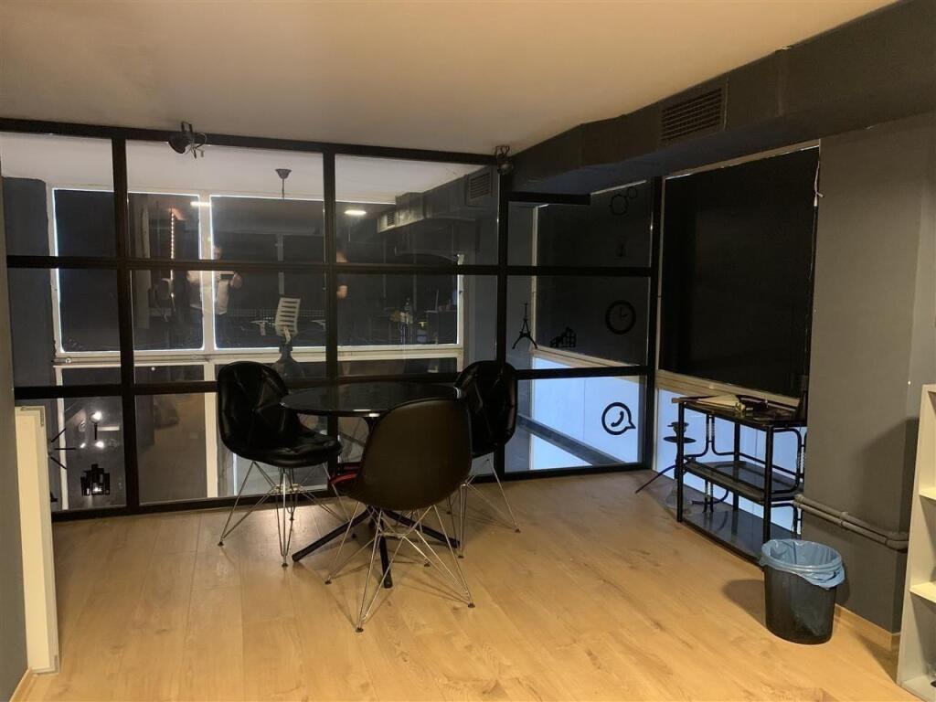 🏢Office space for rent  📍Frosina Plaku Street near Magnet Complex 💶Price 550 euros per month