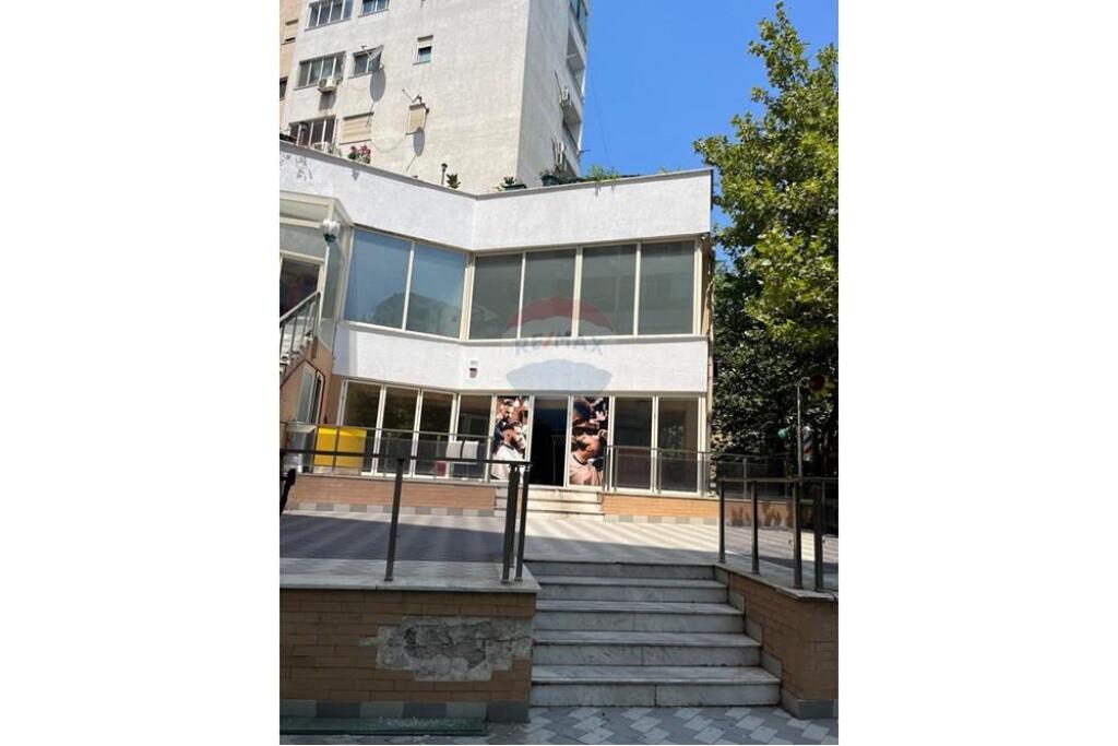 Business premises for rent in Don Bosko