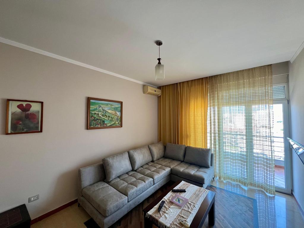 🏡 Apartment 1+1 for Rent – Elbasanit Street, Tirana