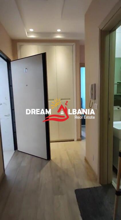 Super Apartament 3+1+2 WC+Post Parkimi me Qera Bulevardi Zogu I, prane Stacionit Trenit ne Tirane (ID 4231463)