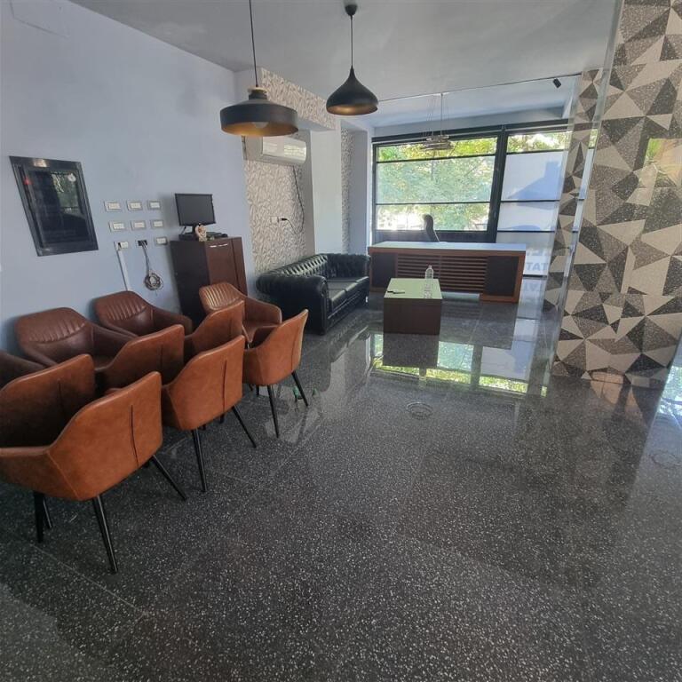 ZYRE ME QERA 90 M2 MINE PEZA 600 EURO