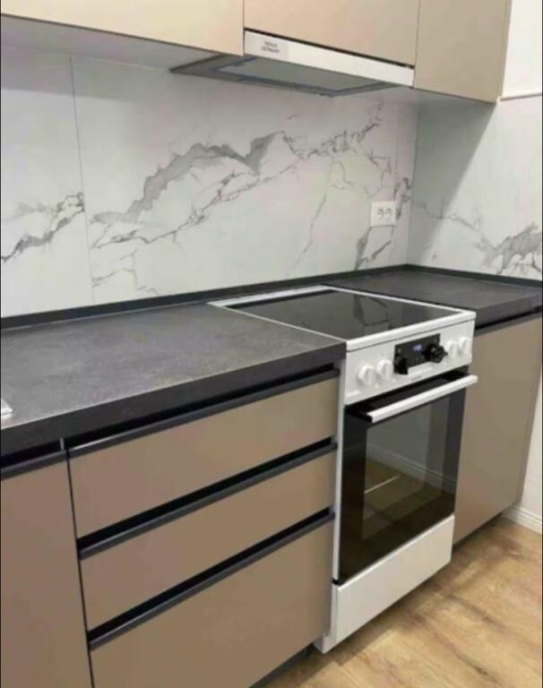 For rent 2+1+1 At Mozaik near 21 Dhjetori