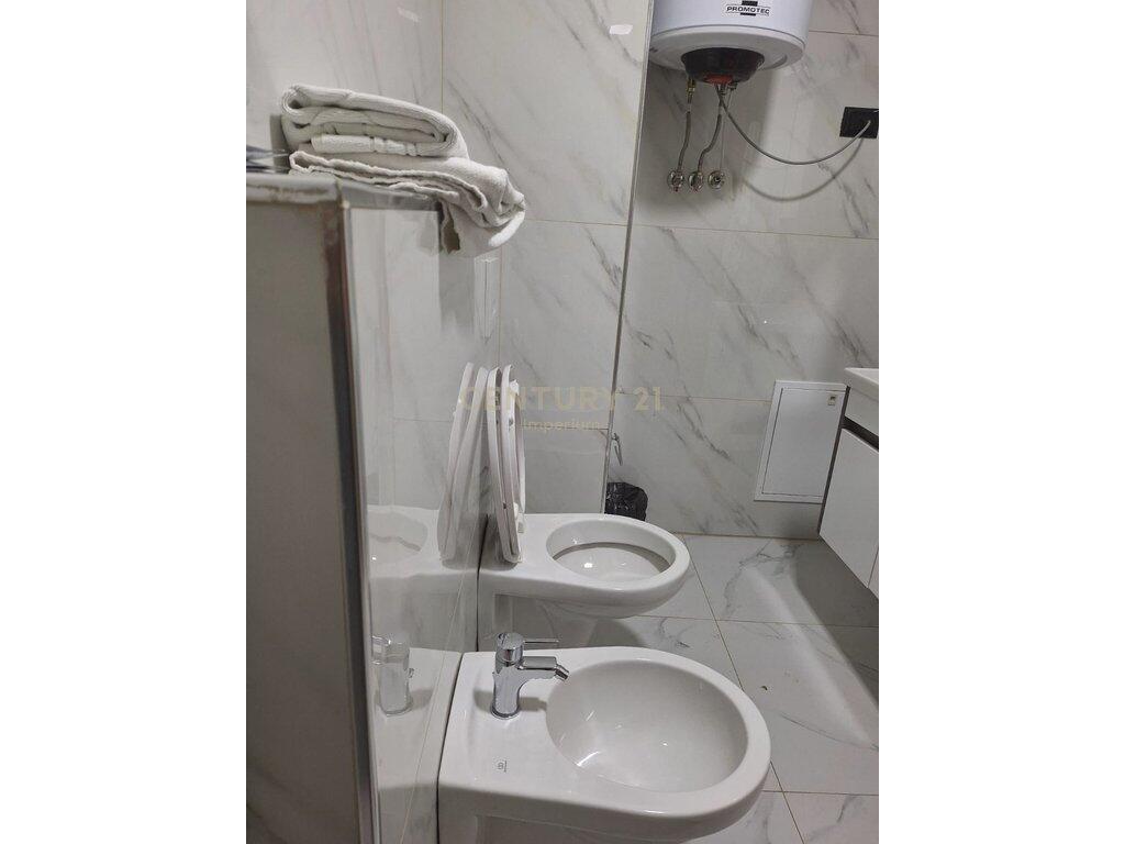 🏙️ Studio Apartment for Rent – Bogdanëve Street (Opposite the “Avni Rustemi” school)