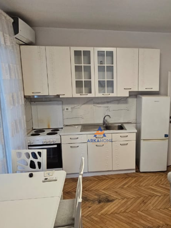 APARTMENT FOR RENT 1+1+BALCONY "RRUGA E BARRIKADAVE" 55000 LEK