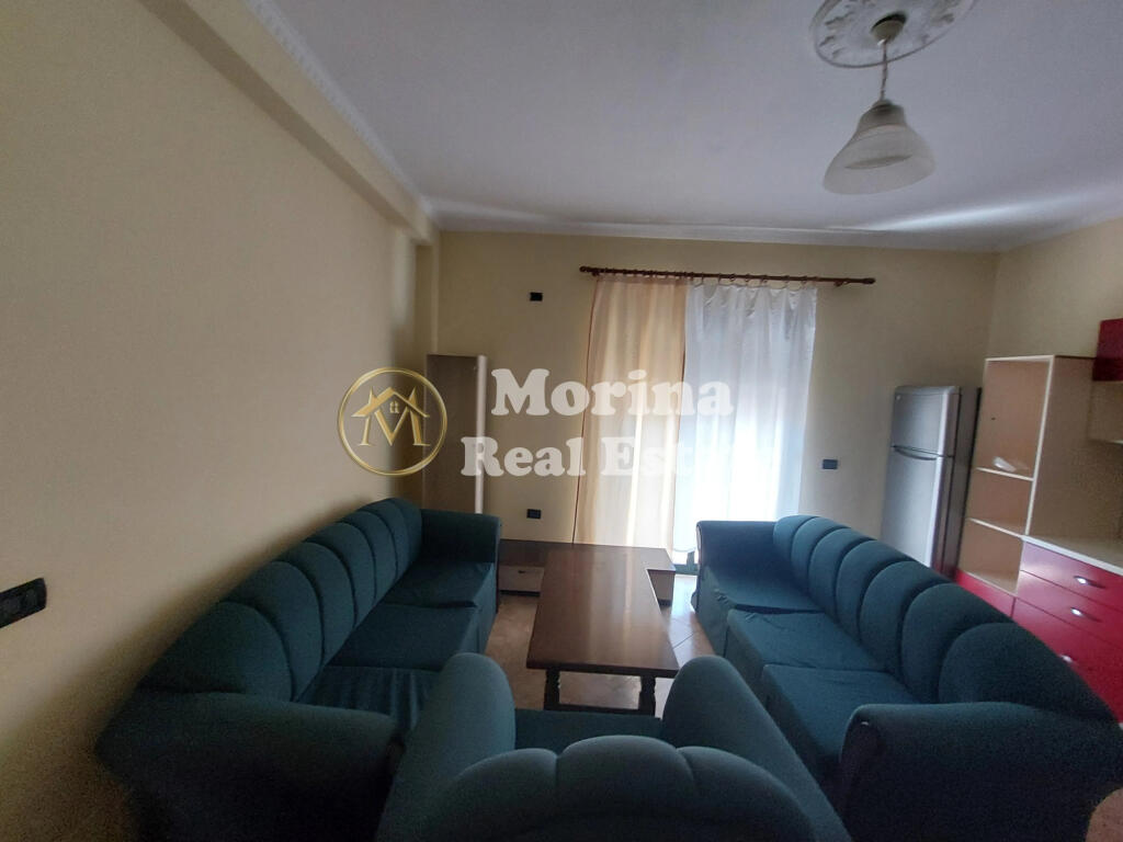 Rent, Private Entrance 2+1, United School, 450 euros/month