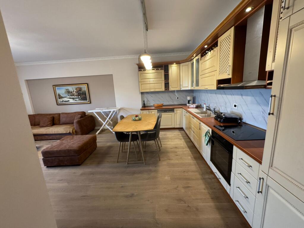 Super 2+1 apartment for rent in Don Bosko (700 Euro)
