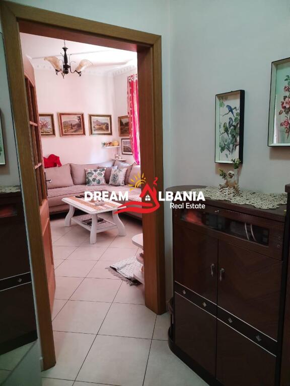 2+1 apartment for sale at Zogu i Zi near Ring Center in Tirana (ID 41212014)