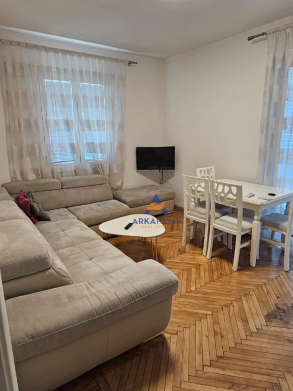 APARTMENT FOR RENT 1+1+BALCONY "RRUGA E BARRIKADAVE" 55000 LEK