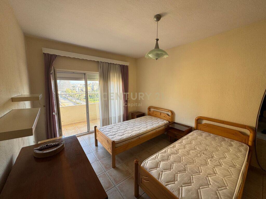 Apartment 1+1 For Rent in Komuna e Parisit