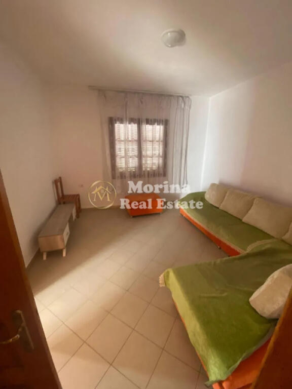 Affitto Ingresso Privato 1+1, Kamez, 280 Euro/mese.
