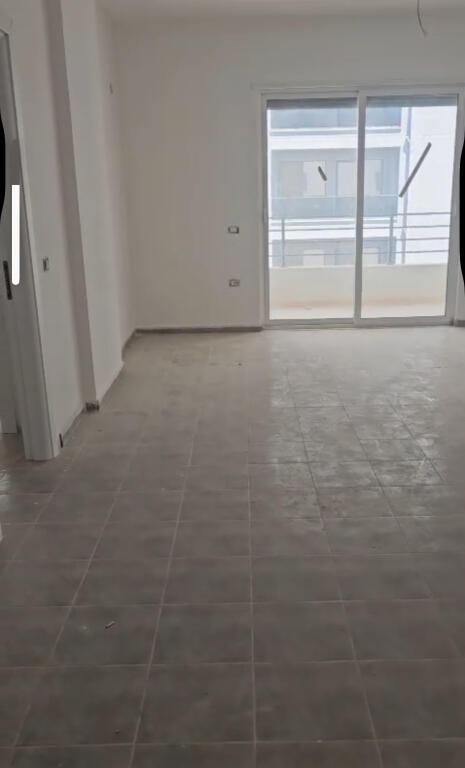 2+1 apartment for sale in Lungomare, second line  