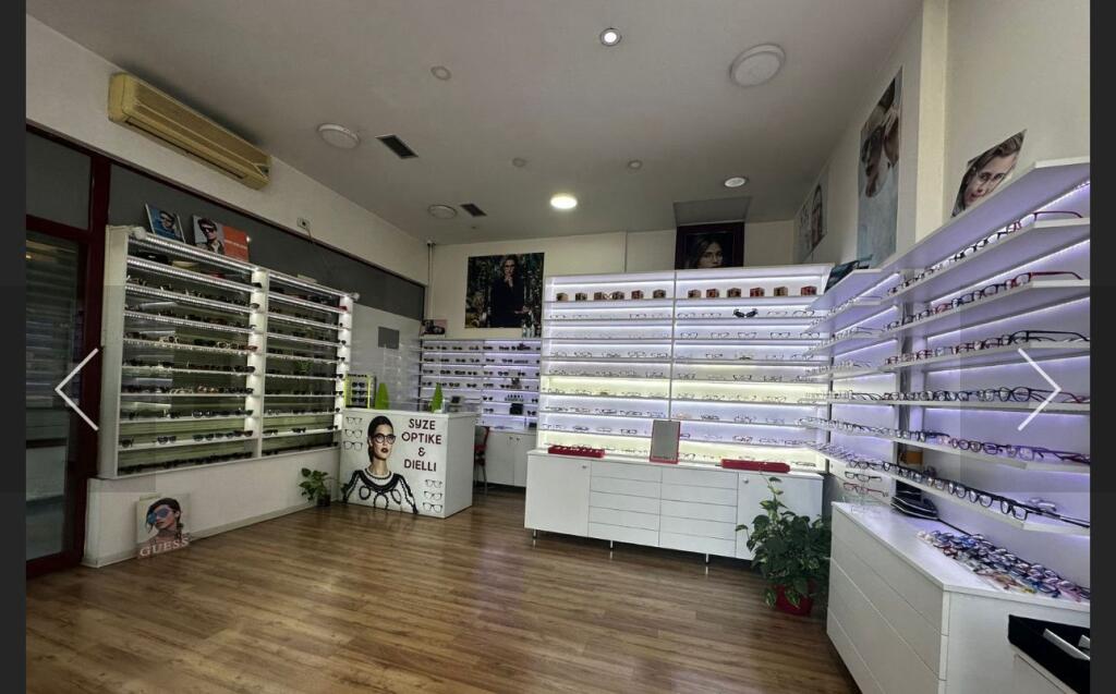 SHOP FOR RENT 40 M2 KAVAJES STREET 1,200 EURO