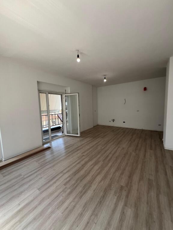 For sale, apartment 2+1+2 📍5 Maji Street, Tirana.
