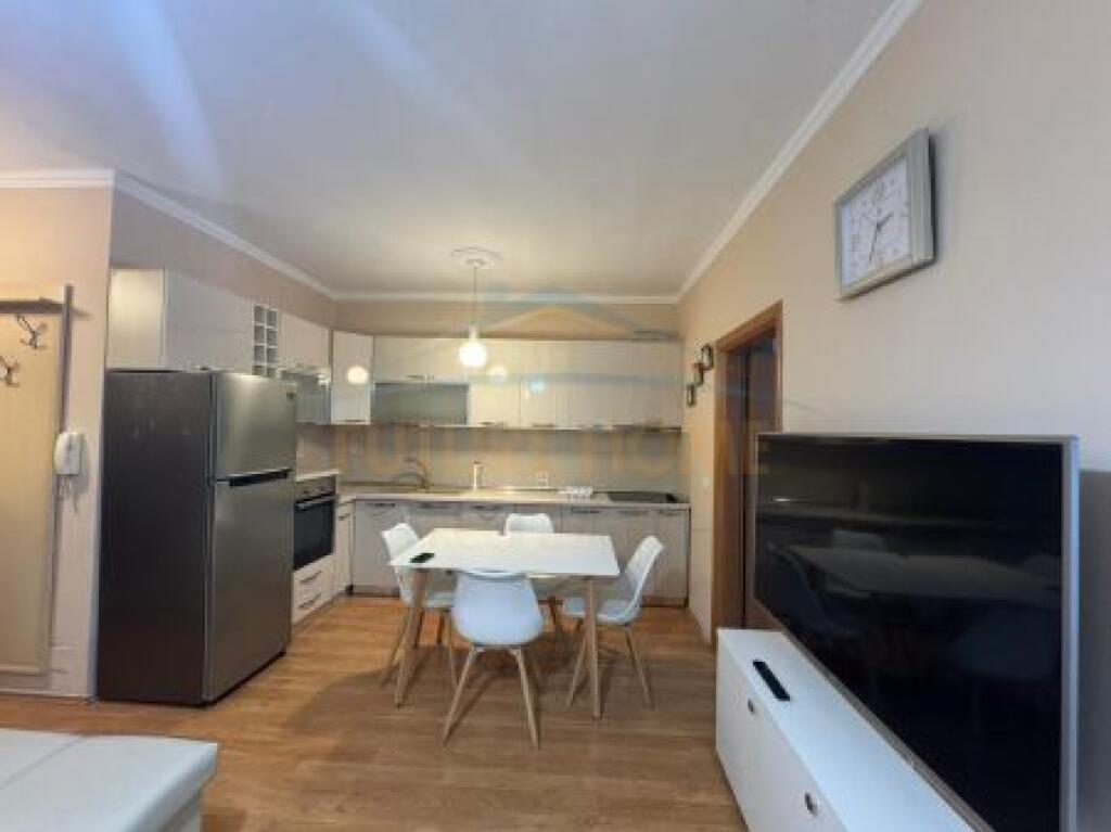 Rent, Apartment 1+1, 9-Floors, Center, Tirana.